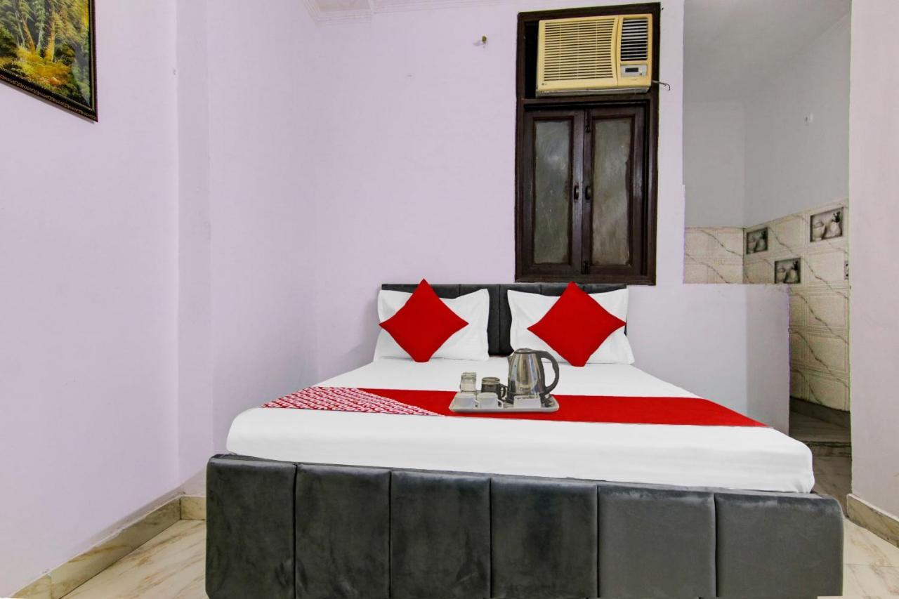 Hotel O Chaudhary Villa Új-Delhi Kültér fotó