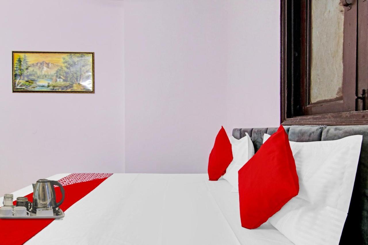 Hotel O Chaudhary Villa Új-Delhi Kültér fotó