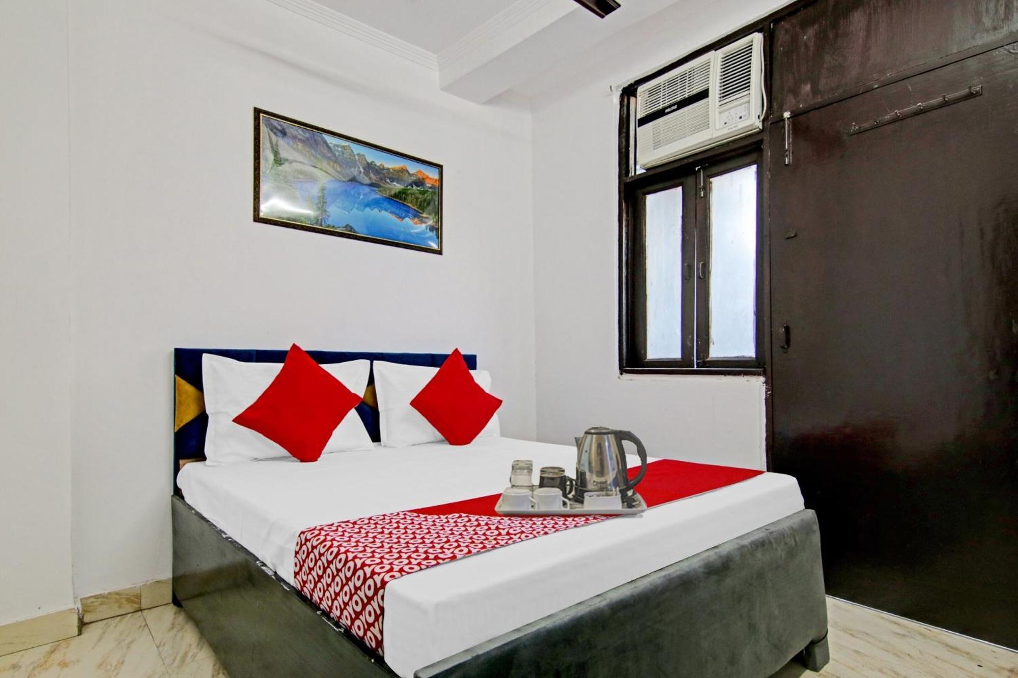 Hotel O Chaudhary Villa Új-Delhi Kültér fotó